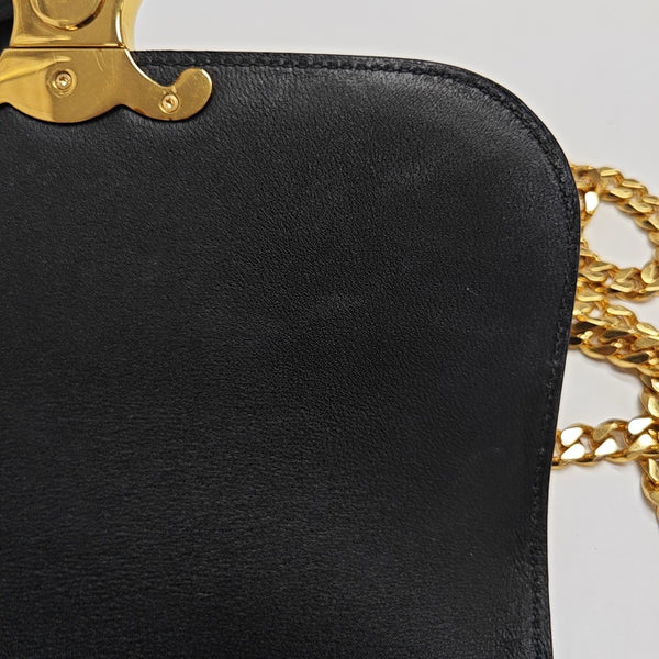 TRIOMPHE Medium Calfskin Black