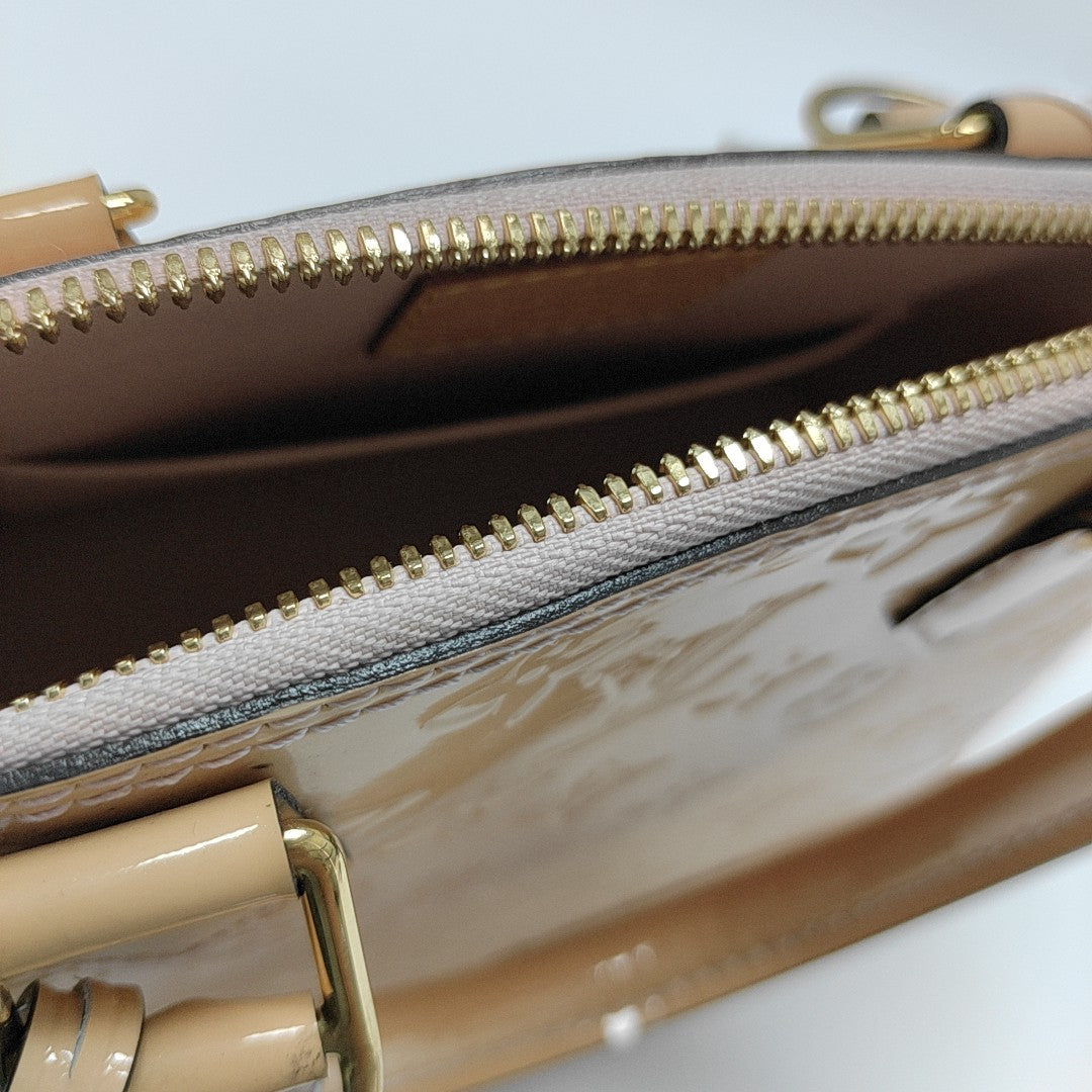 ALMA BB Patent Leather Beige