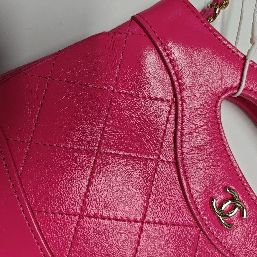 CHANEL 31 Quilted Calfskin Red