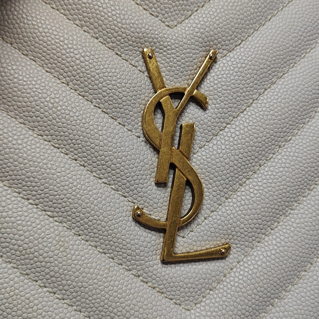 VINYLE Quilted Calfskin White