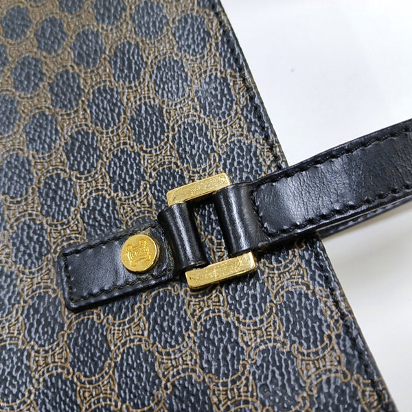Coated Canvas Black