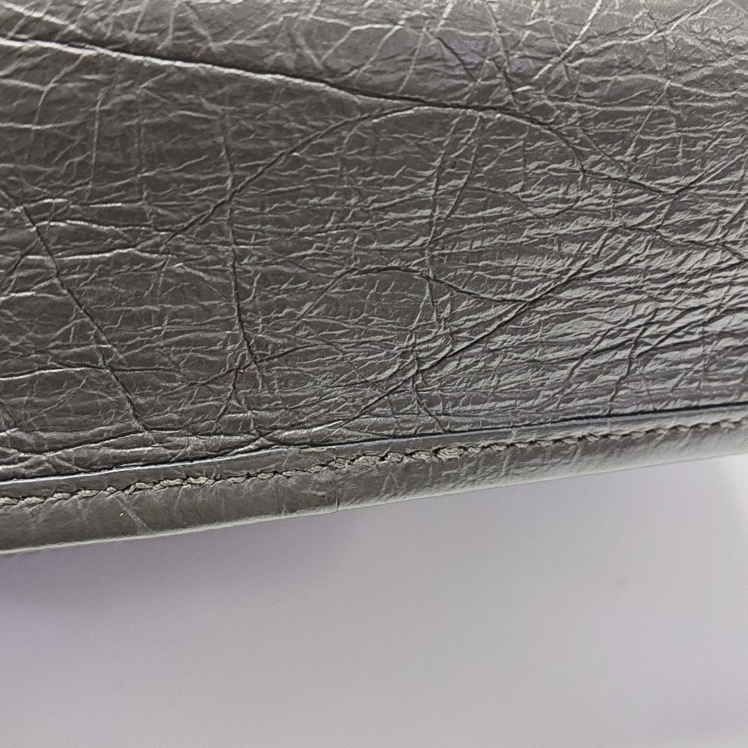 NIKI Small Chevron Calfskin Gray