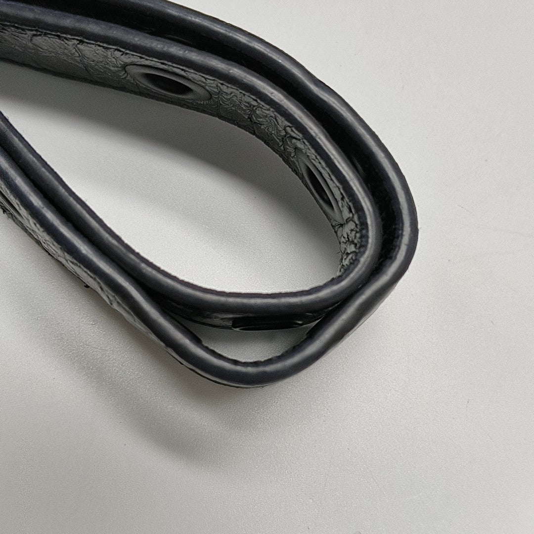 Le Cagole Small Calfskin Black