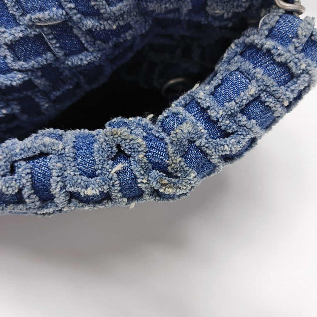 CHANEL 22 Mini Fabric Blue