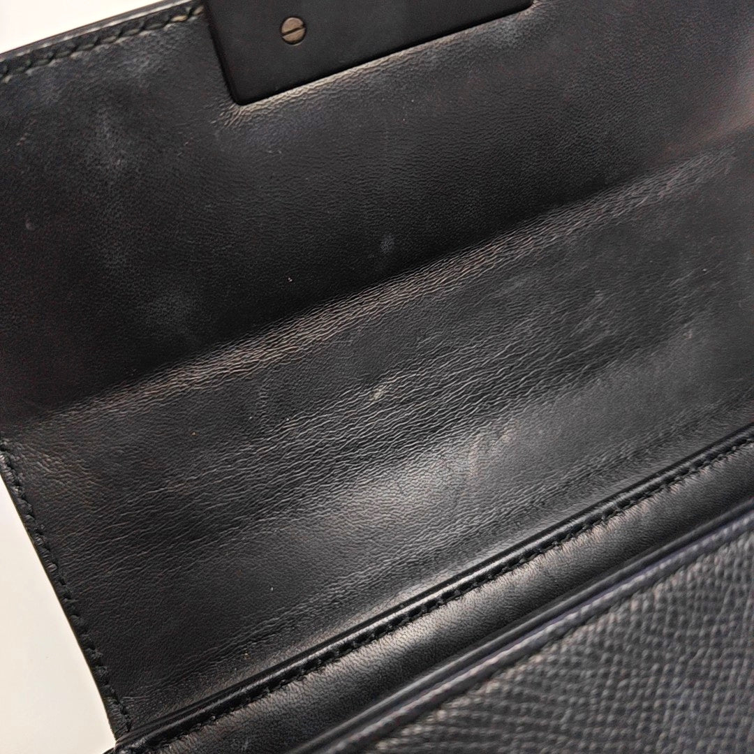 Authenticated pre-owned  30 Montaigne Calfskin Black - Shoulder Bag at Looply