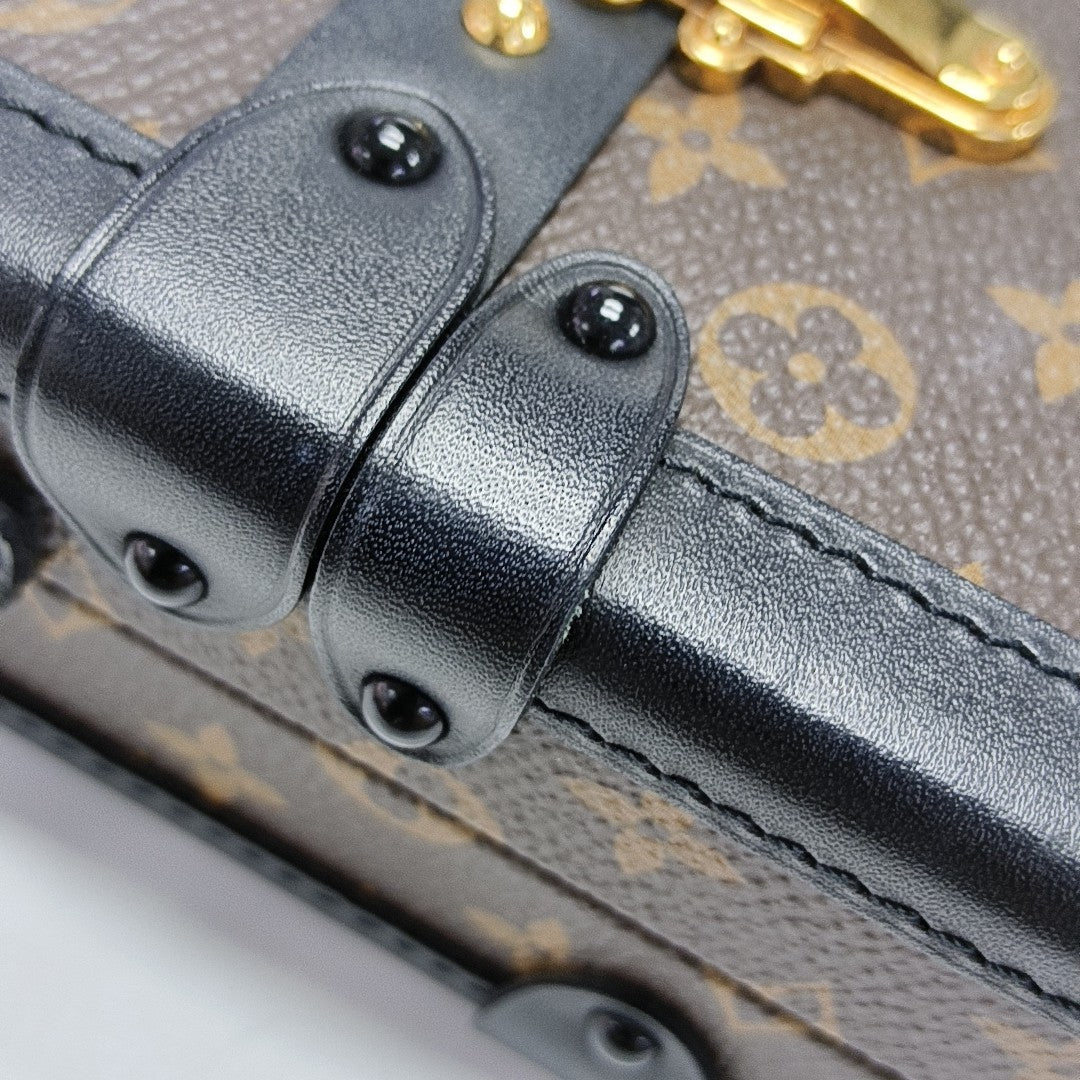 PETITE MALLE Monogram Coated Canvas Brown