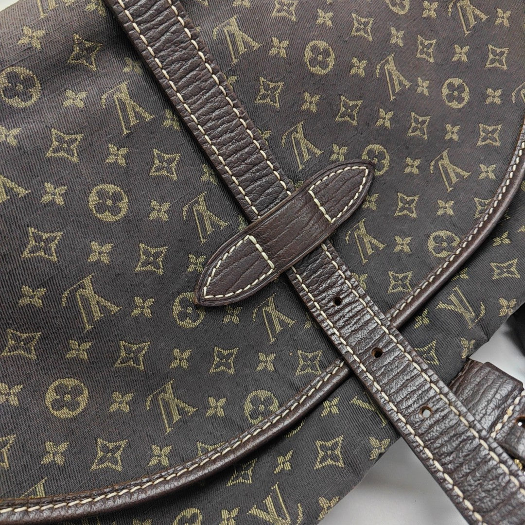 SAUMUR 28 Monogram Canvas Brown