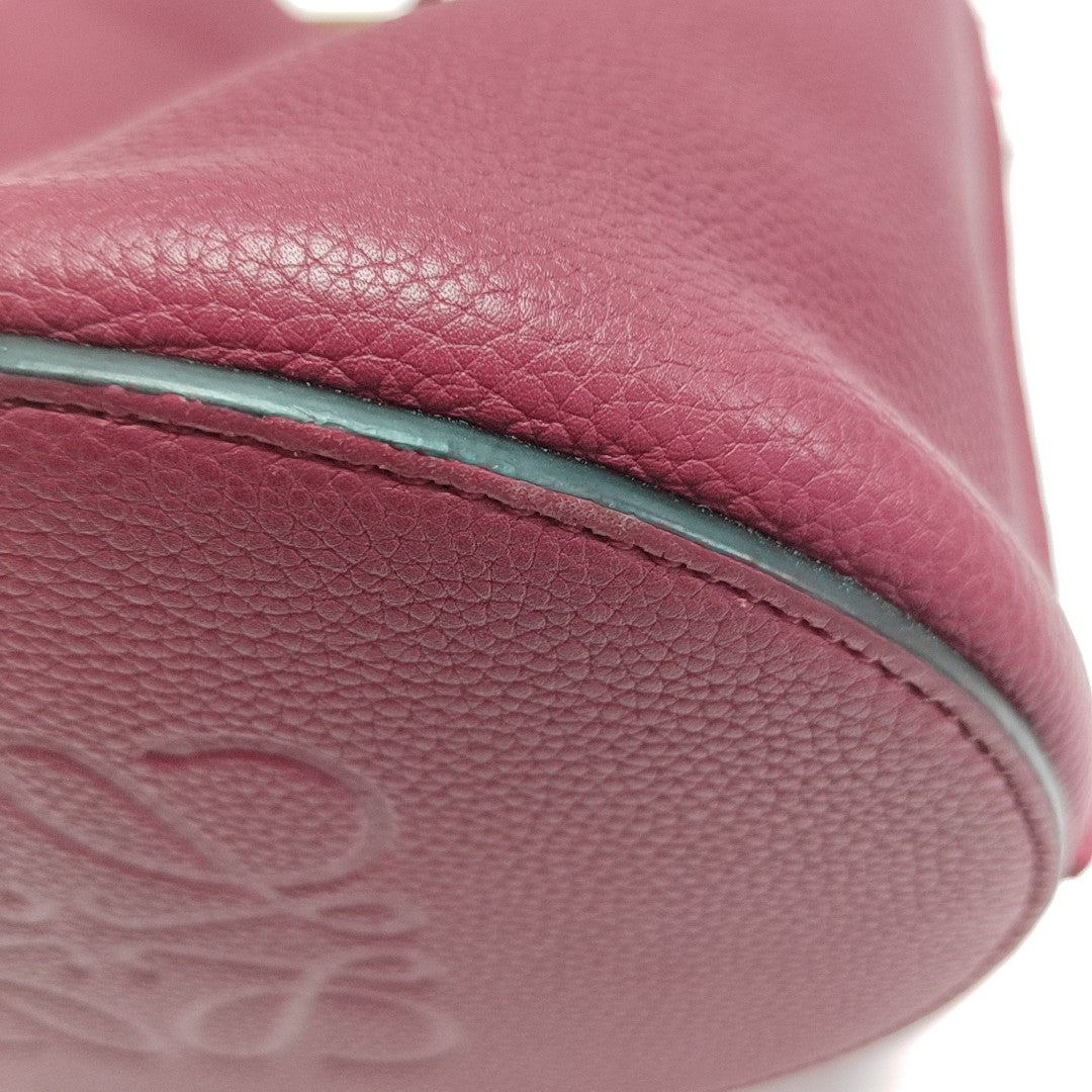 Authenticated pre-owned  Gate Calfskin Red - Bucket Bag at Looply