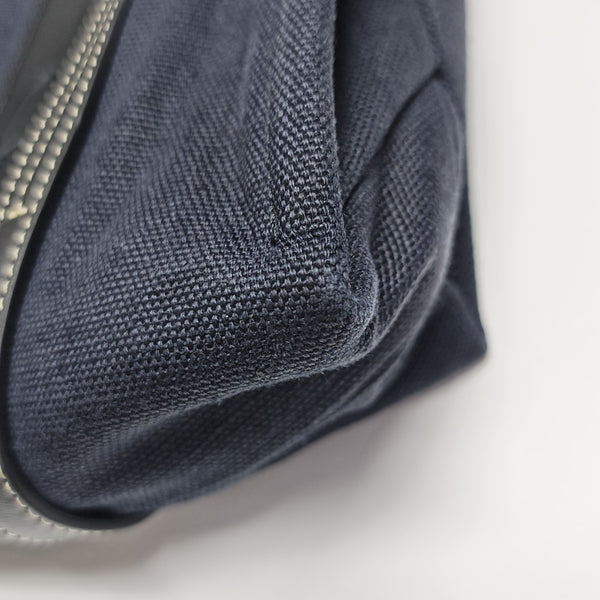 Woody Medium Canvas Blue