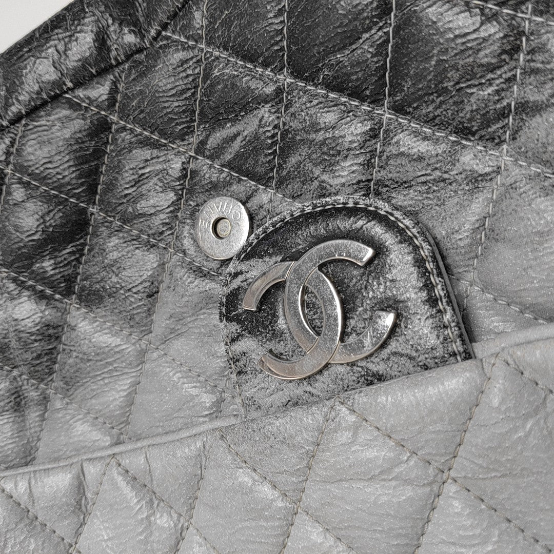 Quilted Calfskin White