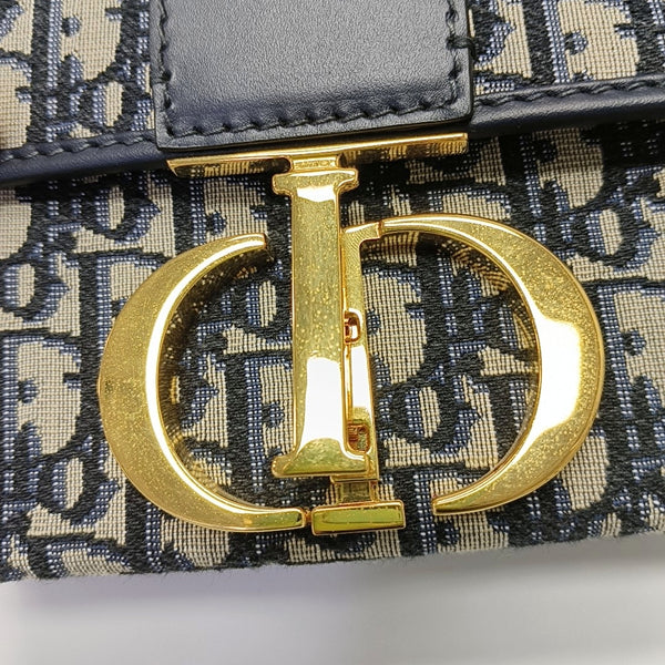 Authenticated pre-owned  30 Montaigne Oblique Canvas Blue - Shoulder Bag at Looply