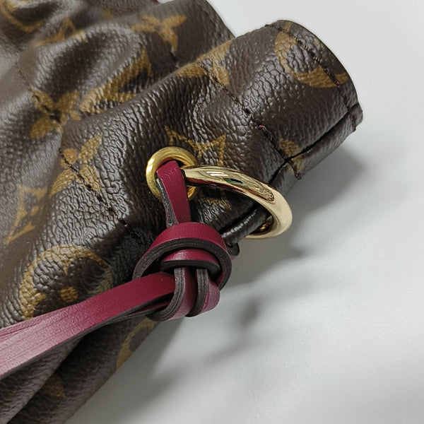 Authenticated pre-owned  NÉONOÉ Monogram Coated Canvas Brown - Bucket Bag at Looply