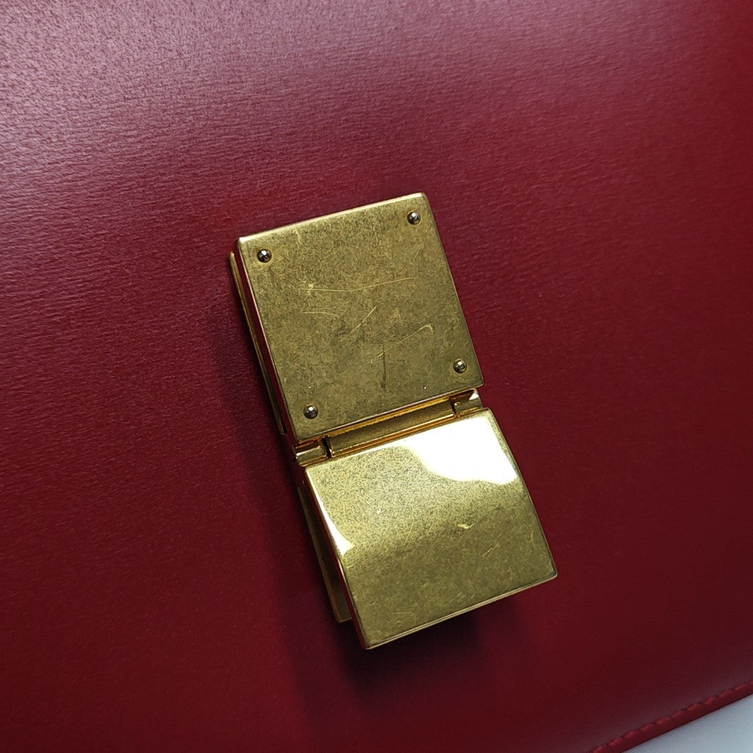 CLASSIC BOX Medium Calfskin Red