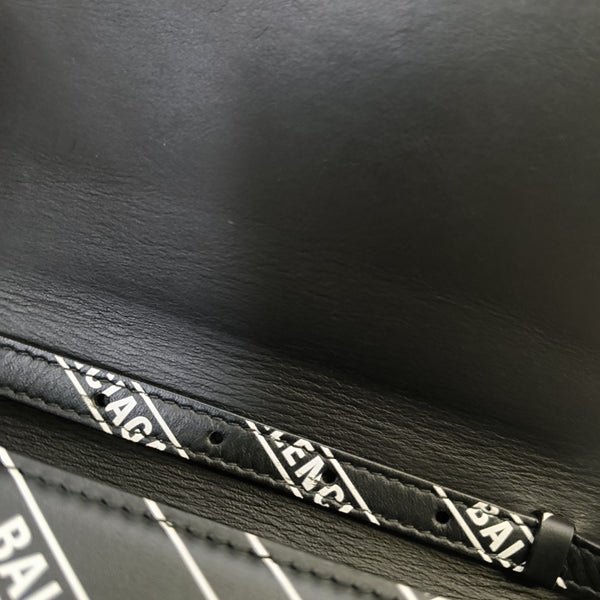 B. Calfskin Black