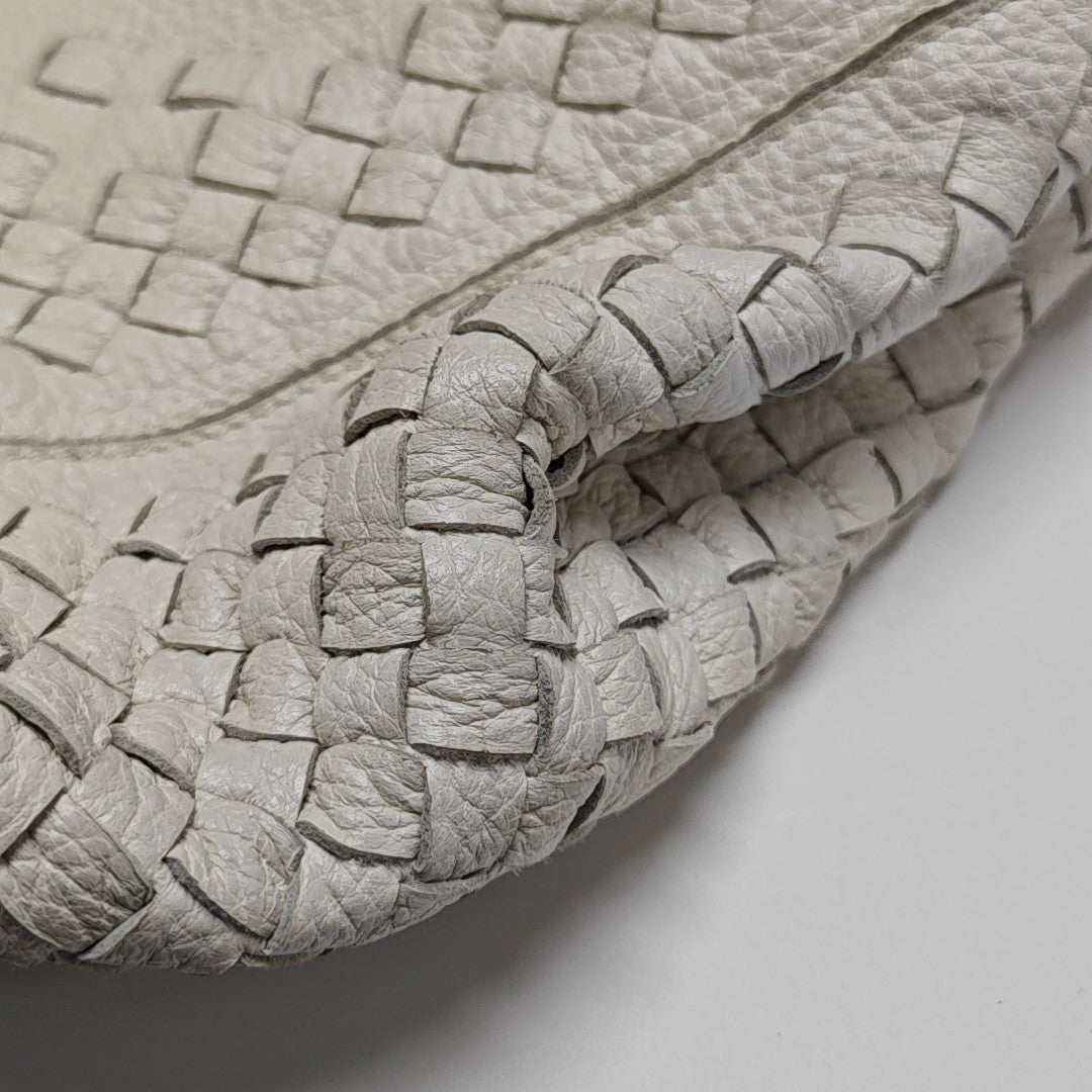 Classic Pillow Calfskin White