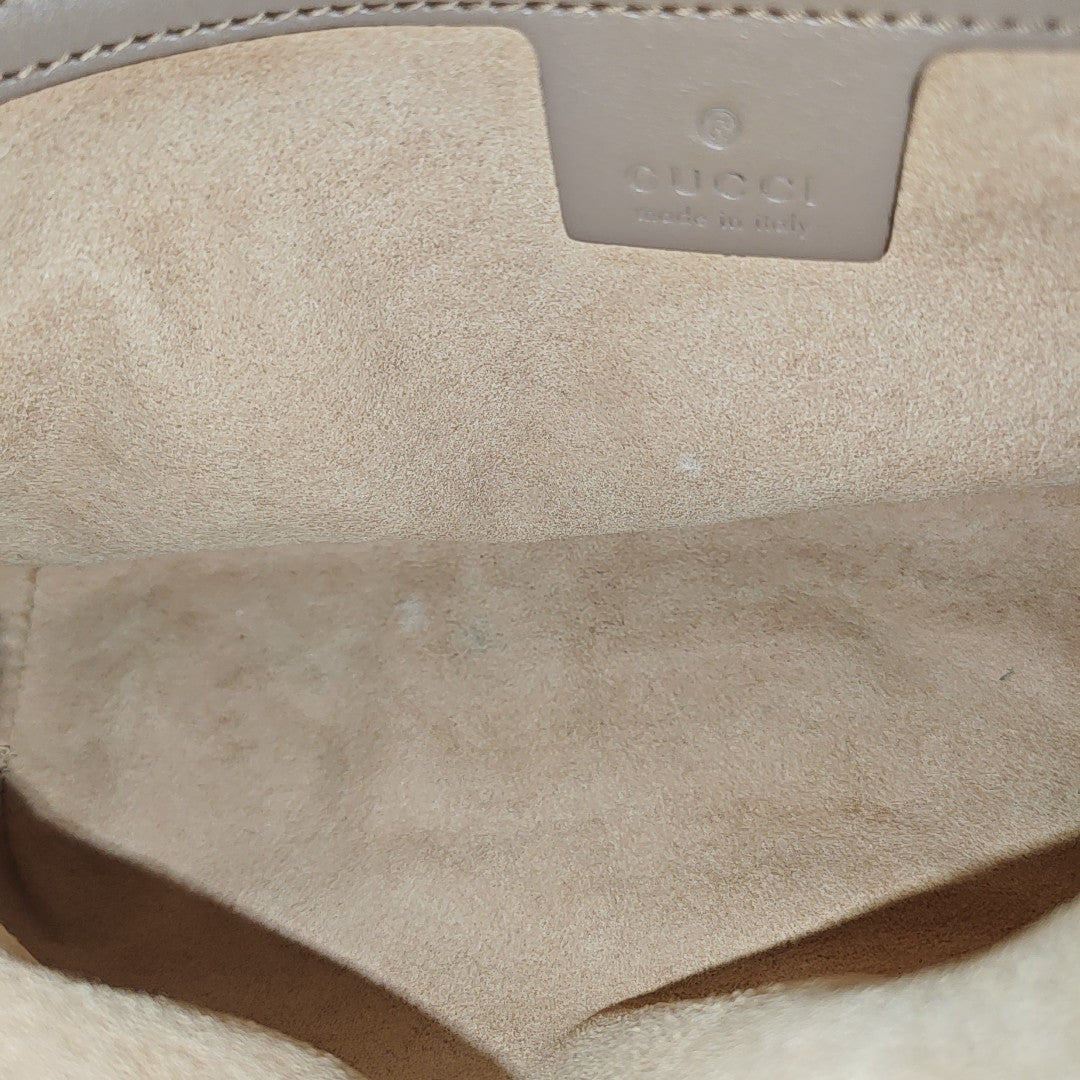 GG Marmont Medium Quilted Calfskin Beige
