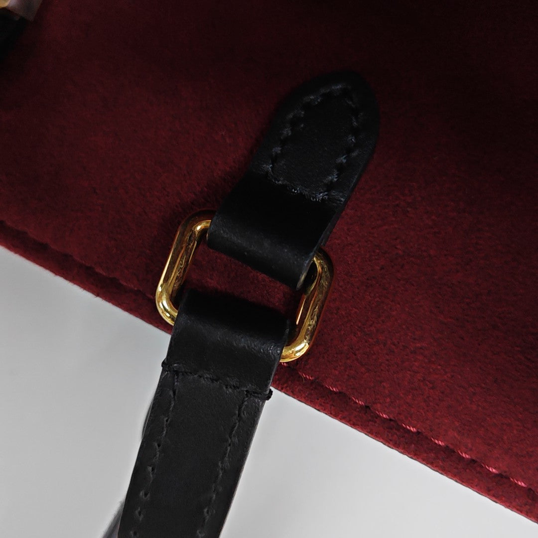 ONTHEGO MM Monogram Calfskin Black