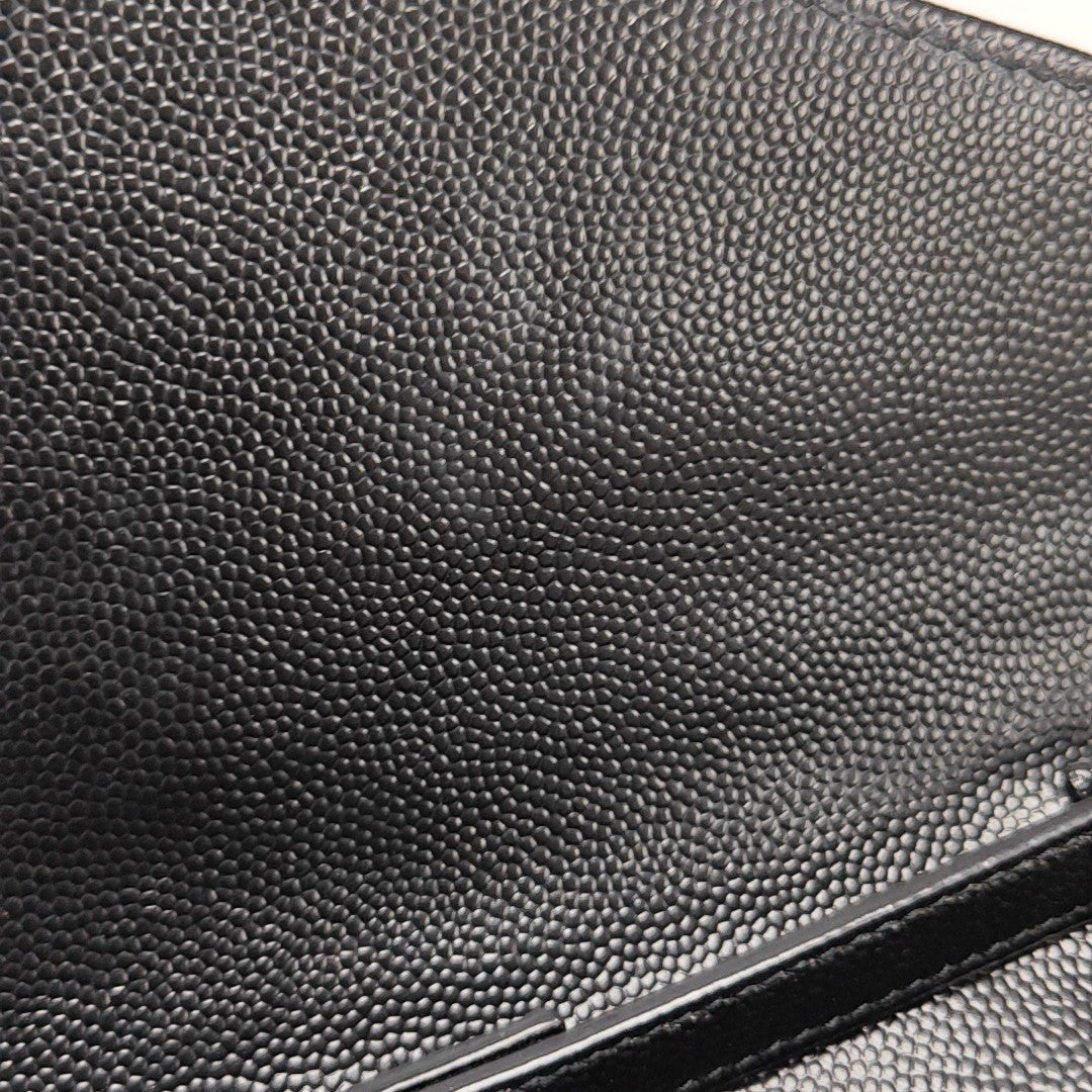 MONOGRAM Medium Quilted Calfskin Black