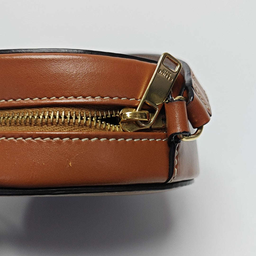 TRIOMPHE Small Calfskin Brown