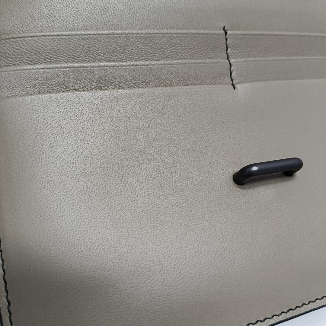 Chain Wallet Lambskin Gray