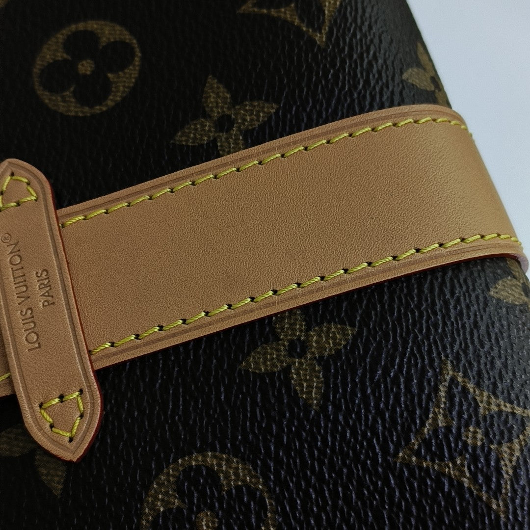 Pochette Mia Monogram Coated Canvas Brown