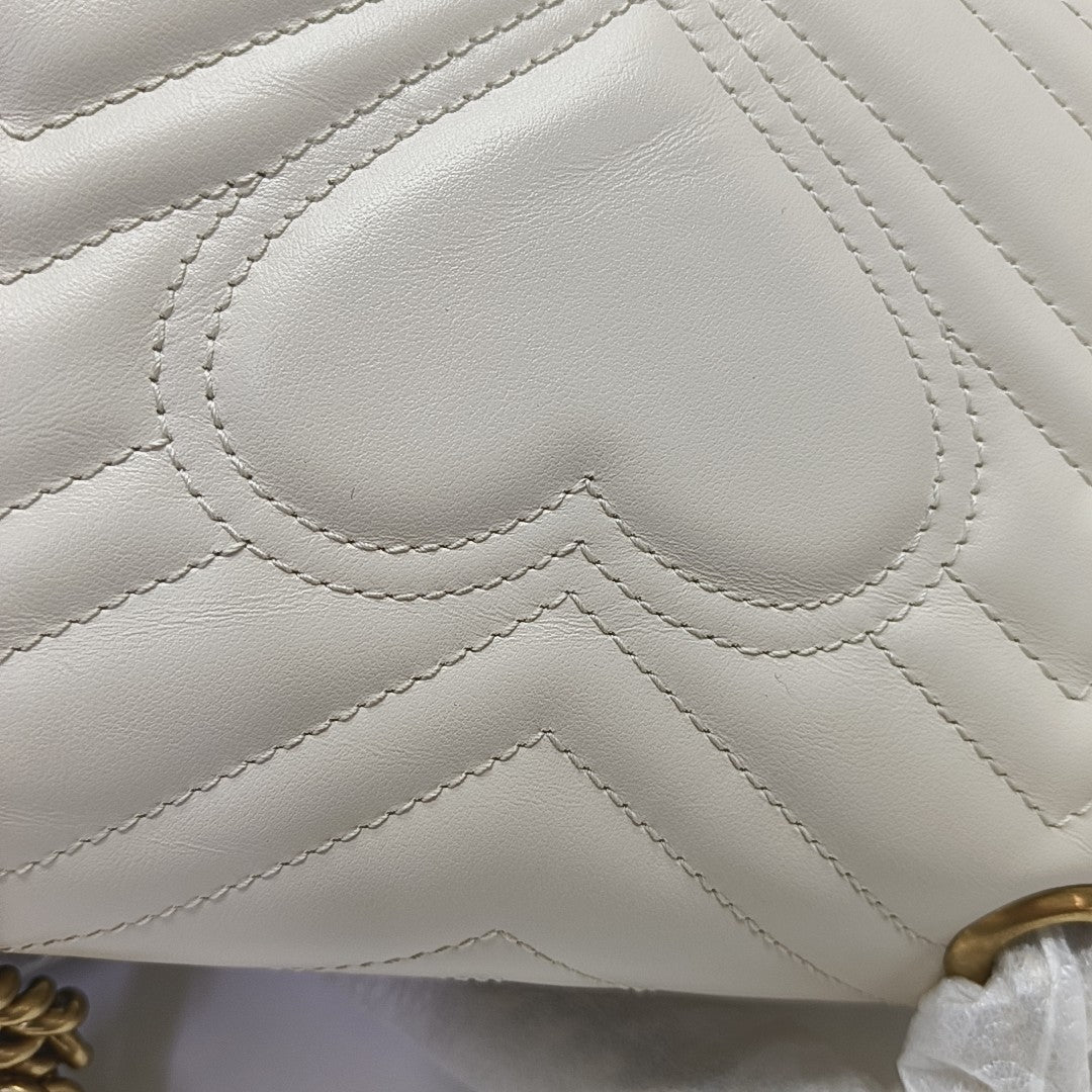 GG Marmont Small Quilted Calfskin White