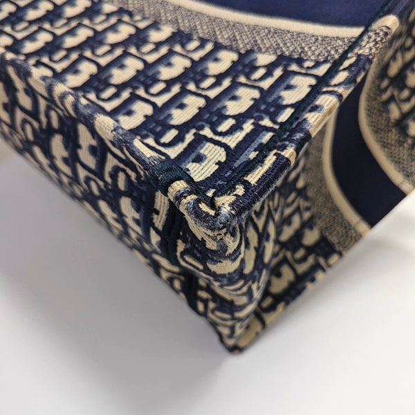Book Tote Medium Oblique Canvas Blue