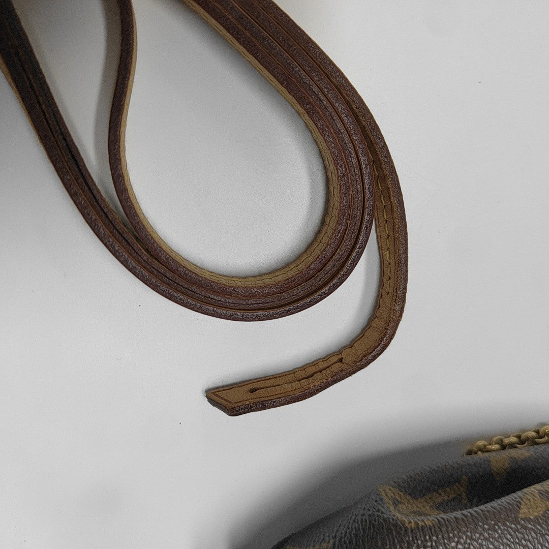 FAVORITE MM Monogram Coated Canvas Brown