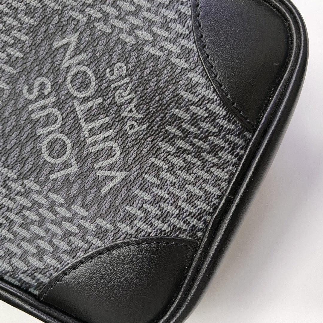 AMAZON Damier Graphite Coated Canvas Gray