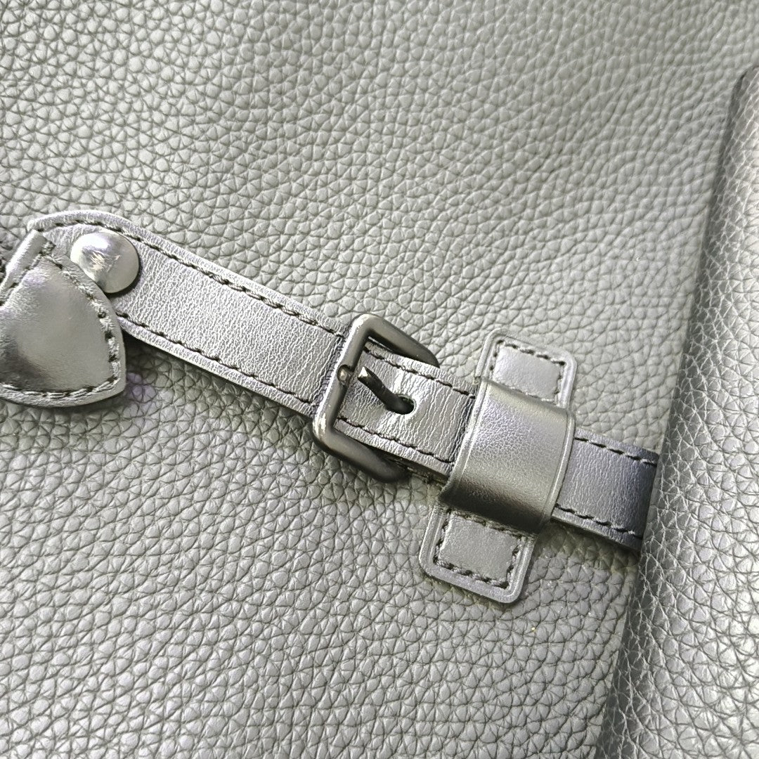 CHRISTOPHER PM Calfskin Black