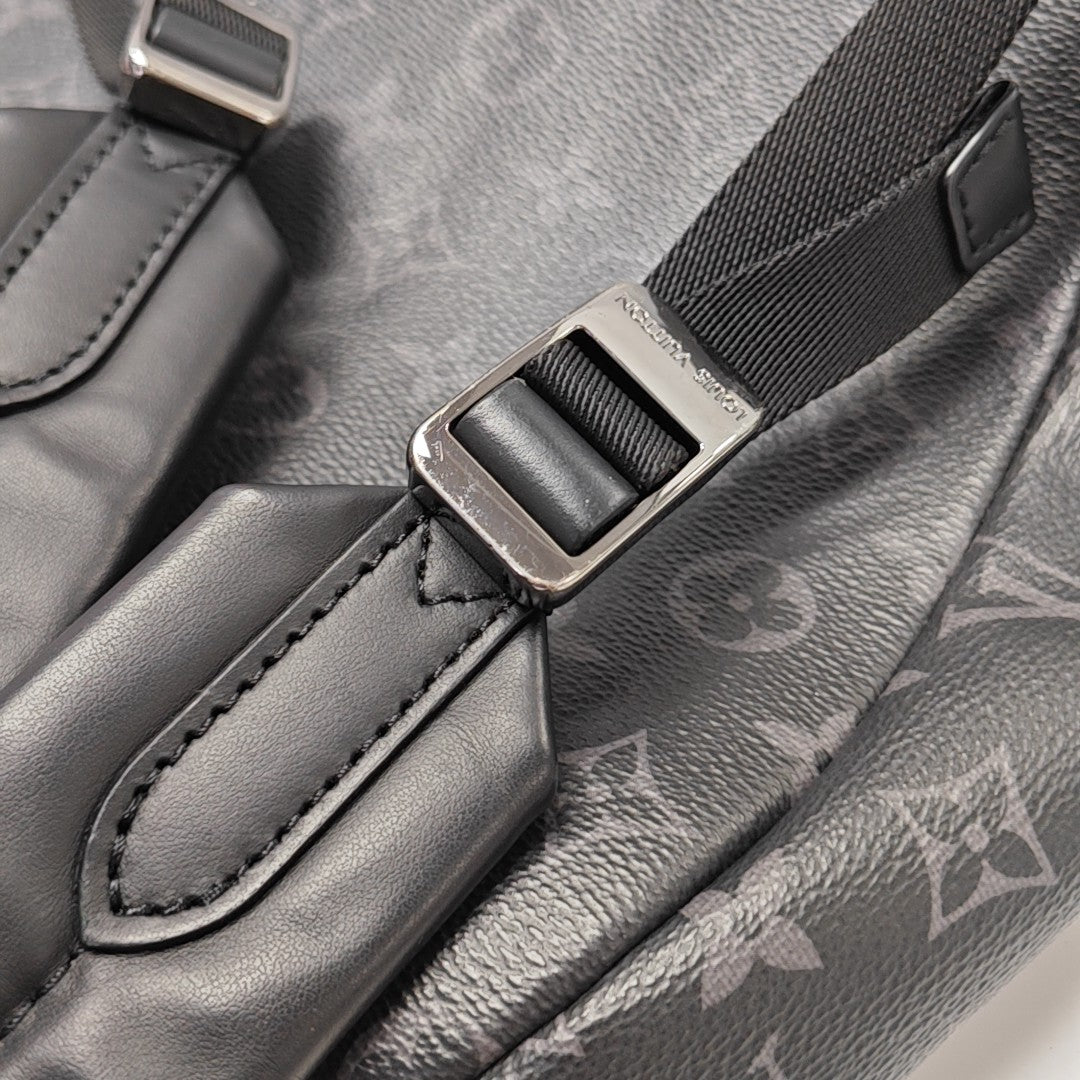 DISCOVERY PM Monogram Coated Canvas Black