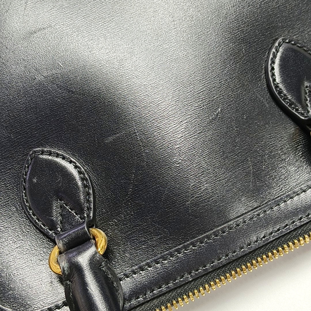 Authenticated pre-owned  Horsebit 1955 Small Calfskin Black - Shoulder Bag at Looply