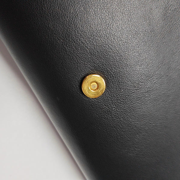 Bobby Medium Calfskin Black