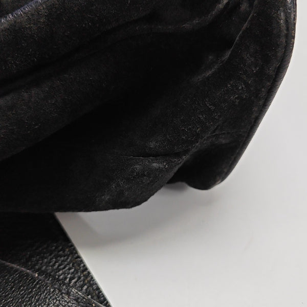 Bamboo 1947 Medium Suede Black