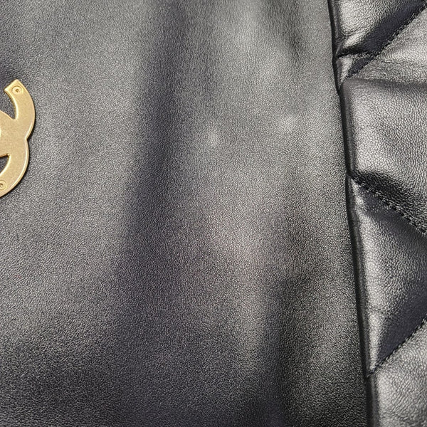 CHANEL 19 Small Quilted Lambskin Black