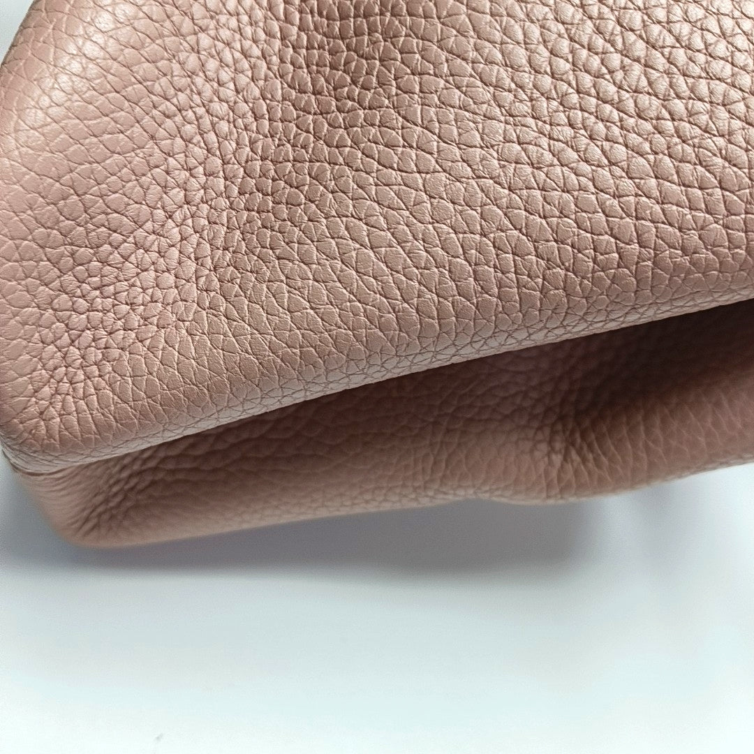 CAPUCINES MM Calfskin Pink