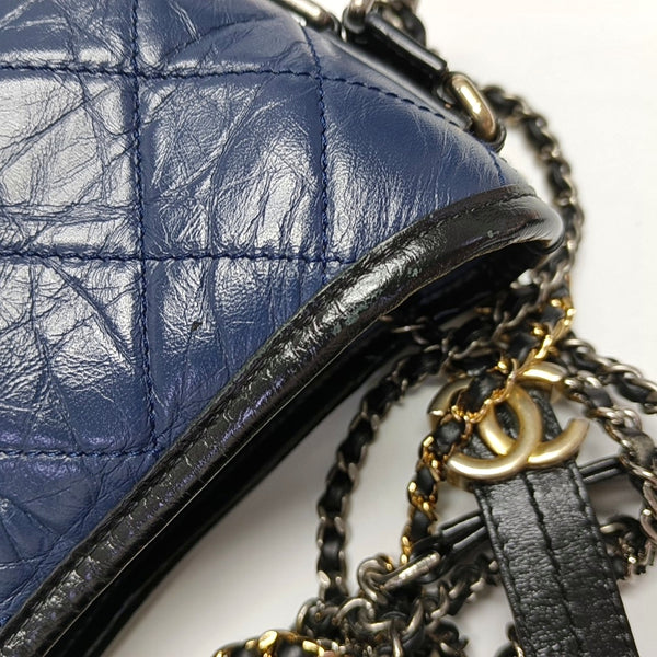 Authenticated pre-owned  GABRIELLE Quilted Calfskin Blue - Shoulder Bag at Looply