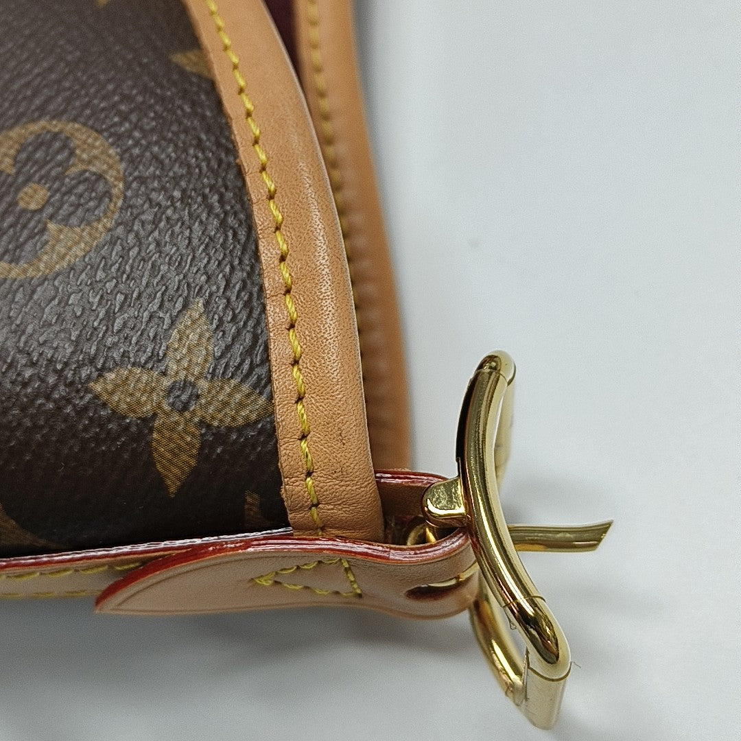 CARRYALL PM Monogram Coated Canvas Brown