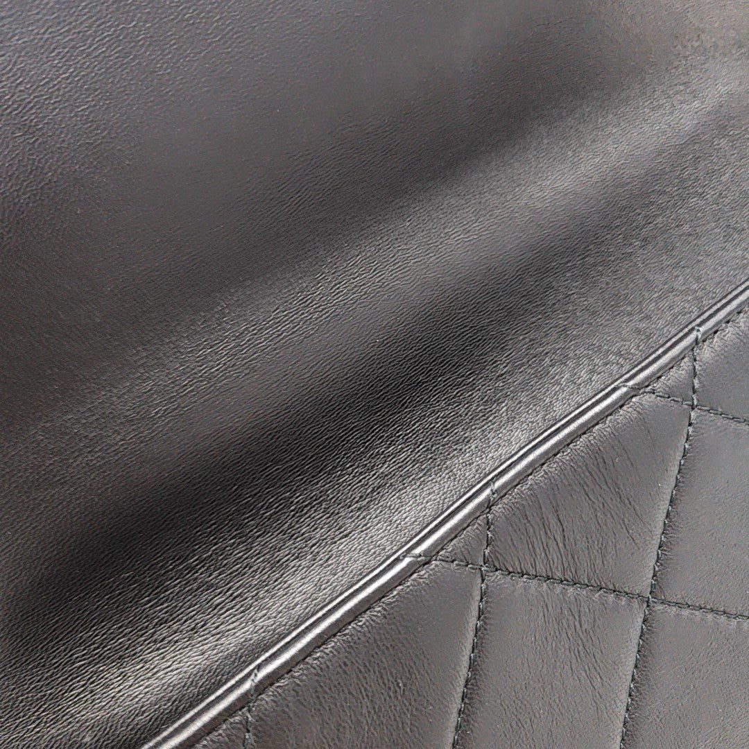 Quilted Lambskin Shoulder Bag Black