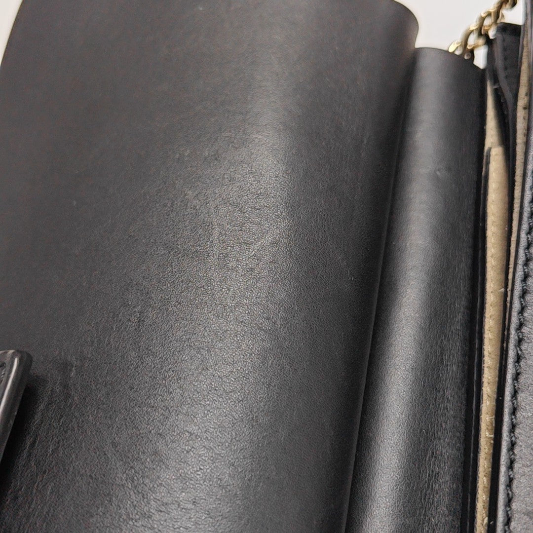 Faye Medium Calfskin Black