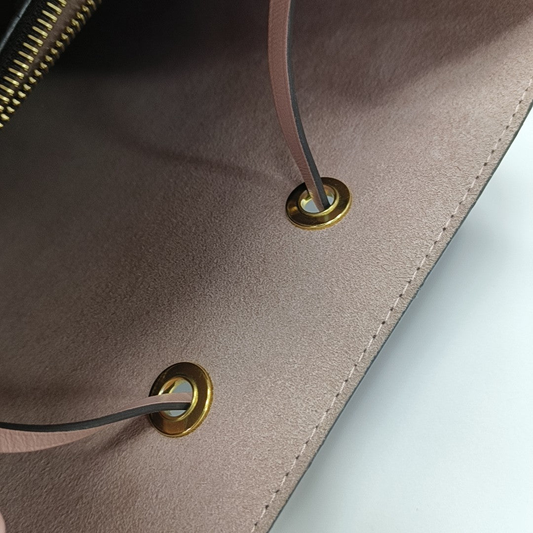 NÉONOÉ MM Monogram Coated Canvas Brown