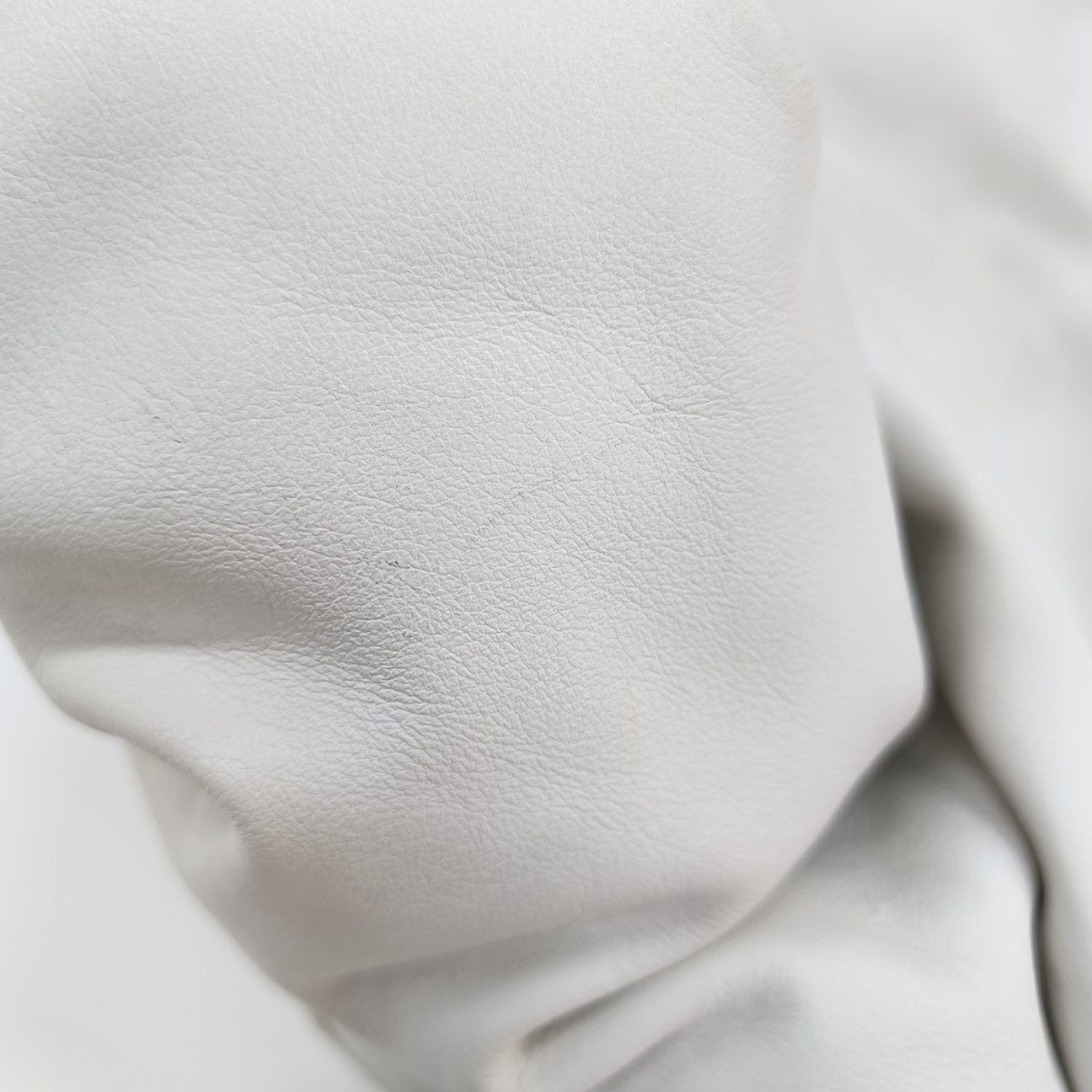 The Pouch Calfskin White