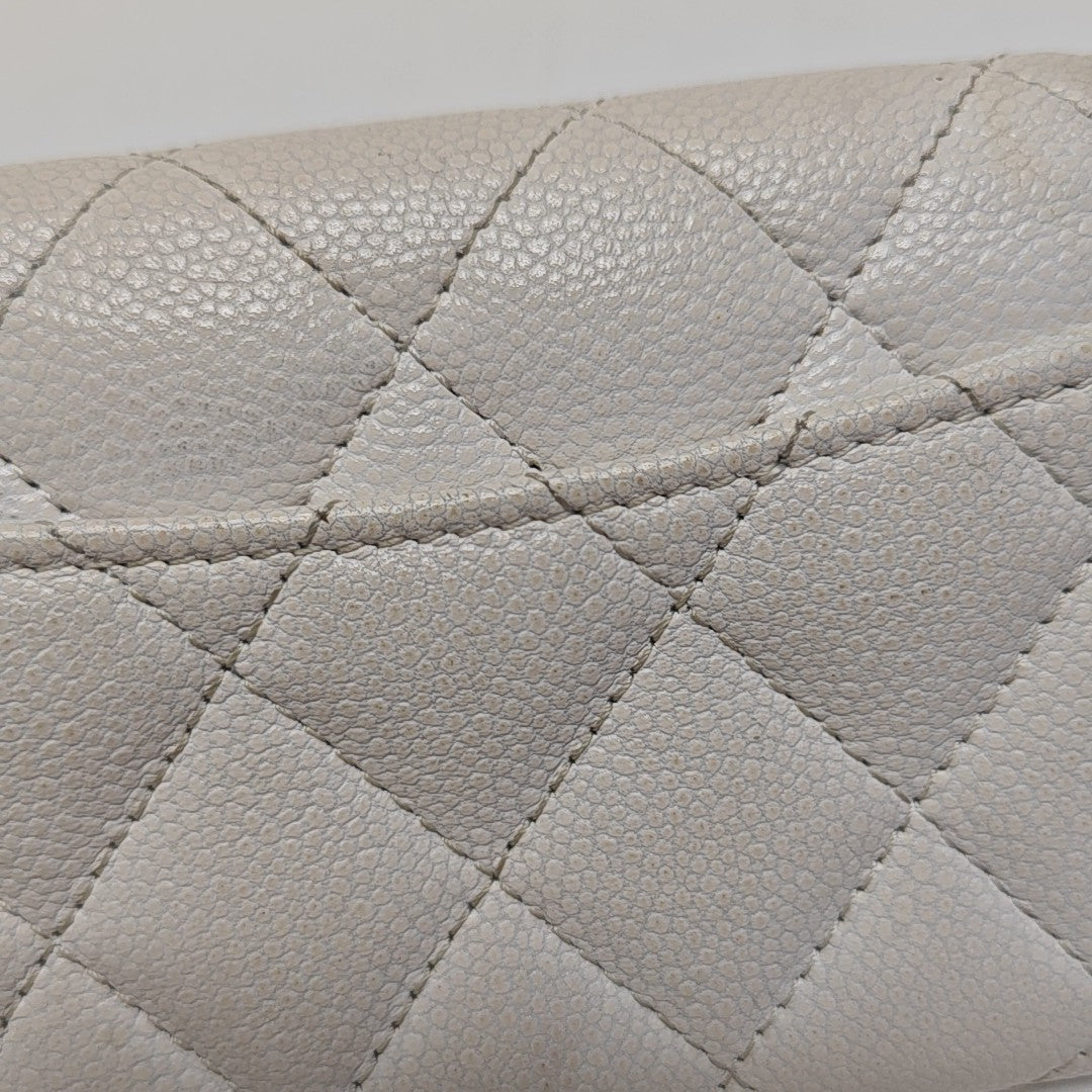 CLASSIC FLAP Quilted Grained Calfskin White Card Holder