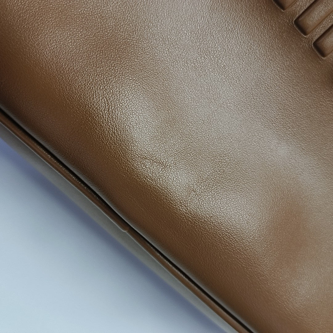 Beau Medium Calfskin Brown