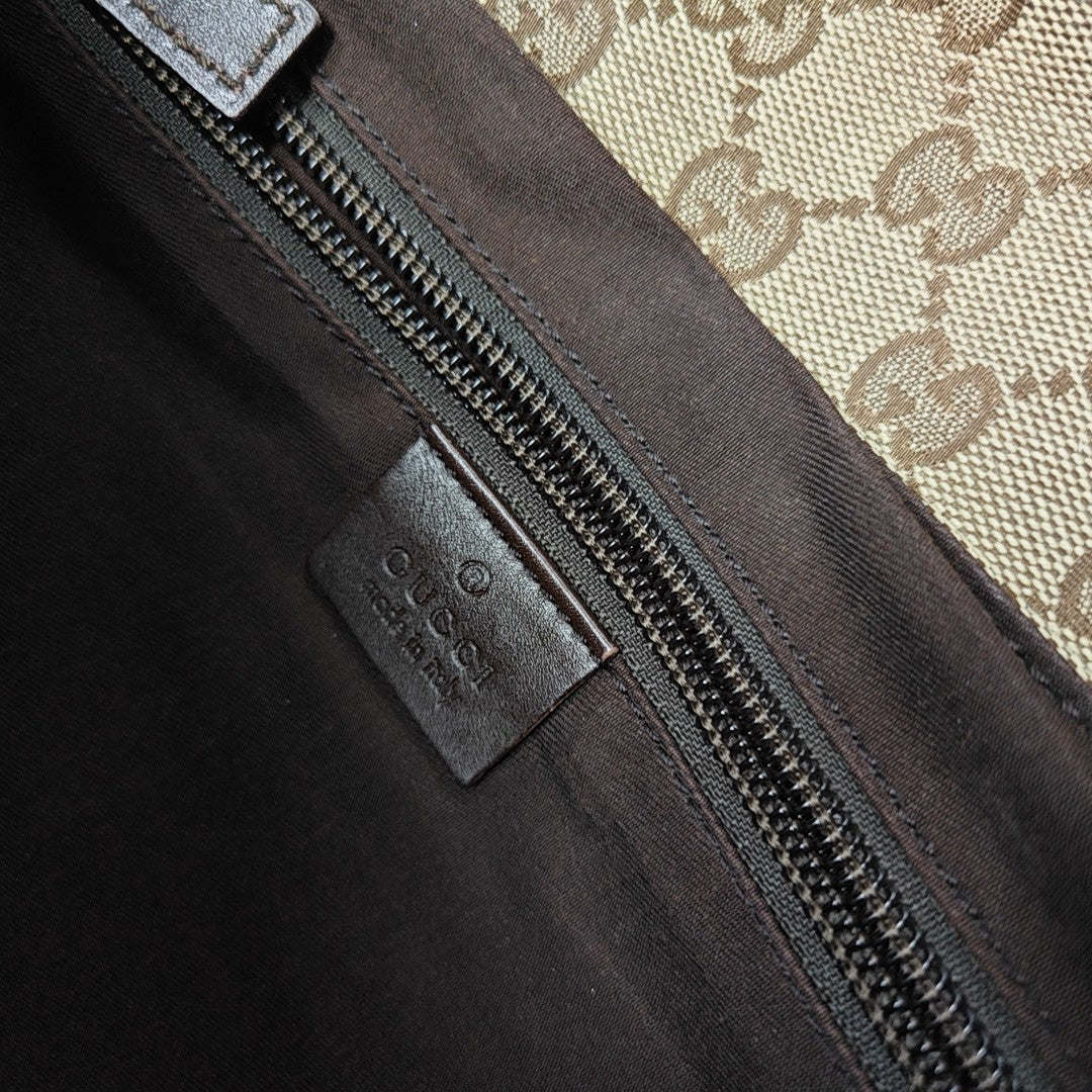 Monogram Canvas Brown