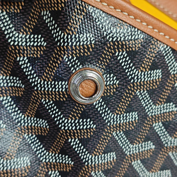 Saint Léger Coated Canvas Brown