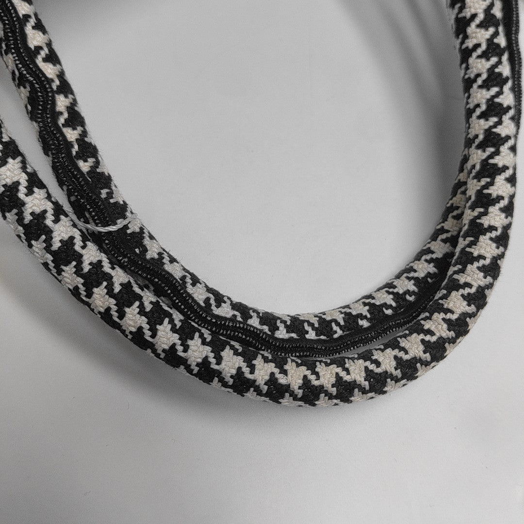 Bolso de mano grande de lona negra