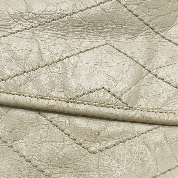 NIKI Medium Chevron Calfskin White