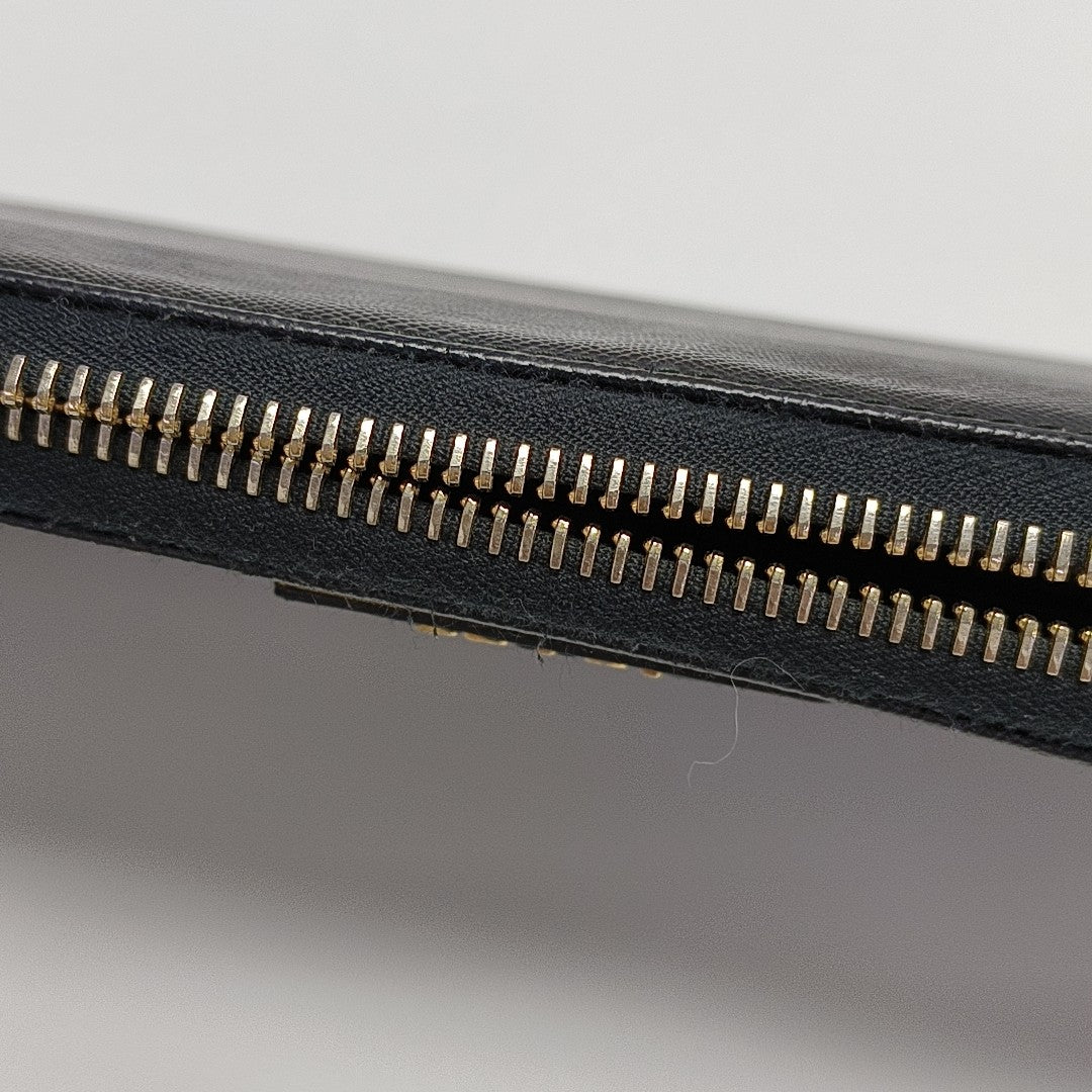 Billetera de piel de ternera negra
