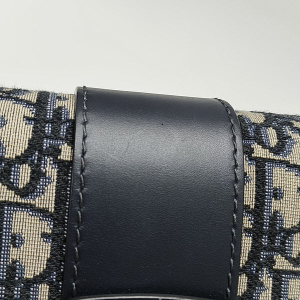 30 Montaigne Oblique Canvas Blue